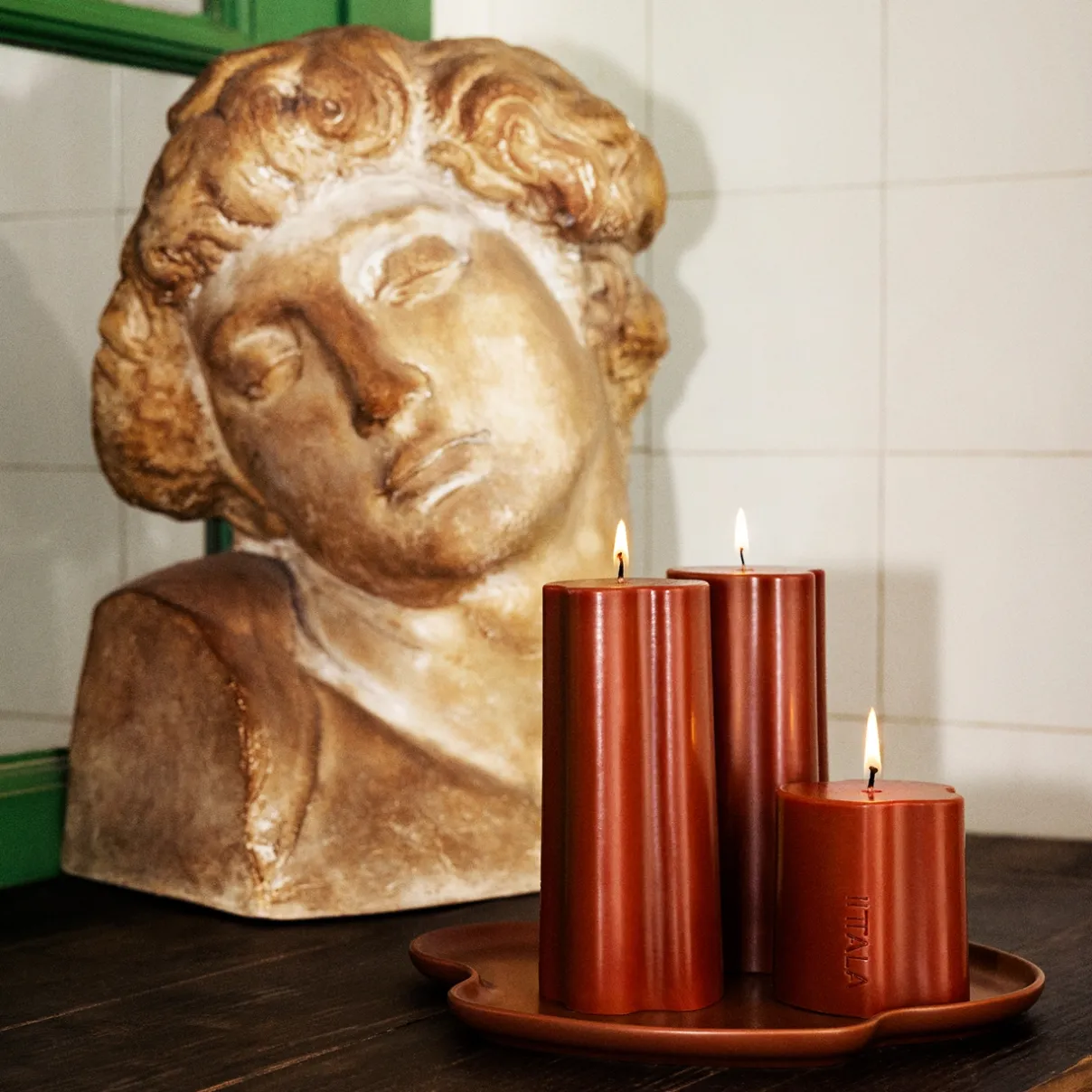 IITTALA Alvar Aalto -Kokoelma|Sisustuskulhot Ja -Tarjottimet-Alusta 25cm tuli