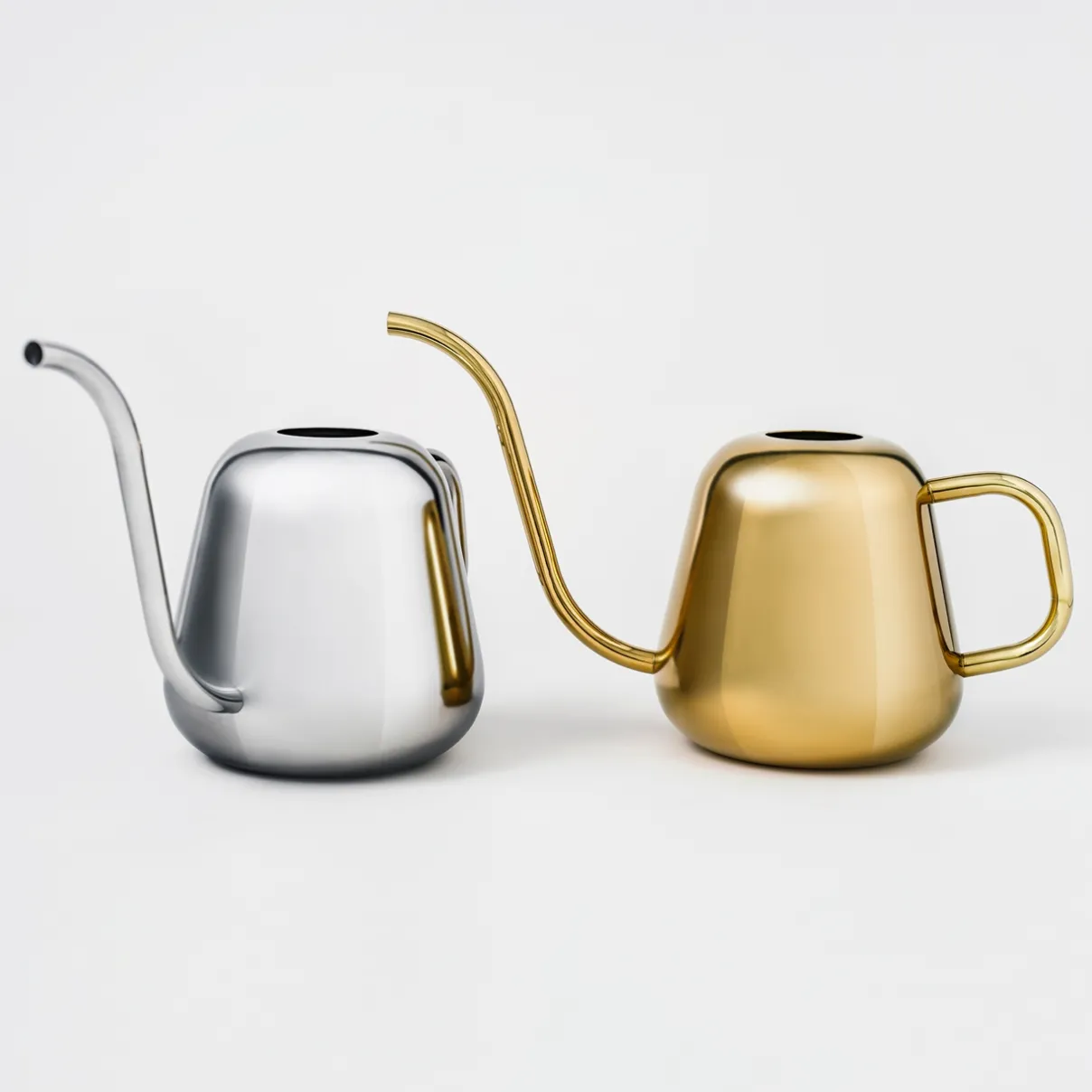 IITTALA Kukkaruukut-Kastelukannu 2L Messinki