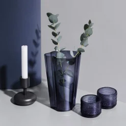IITTALA Kynttilänjalat-Kynttilänjalka 107mm Tummanharmaa