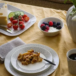 IITTALA Lautaset-Lautanen 15cm Musta
