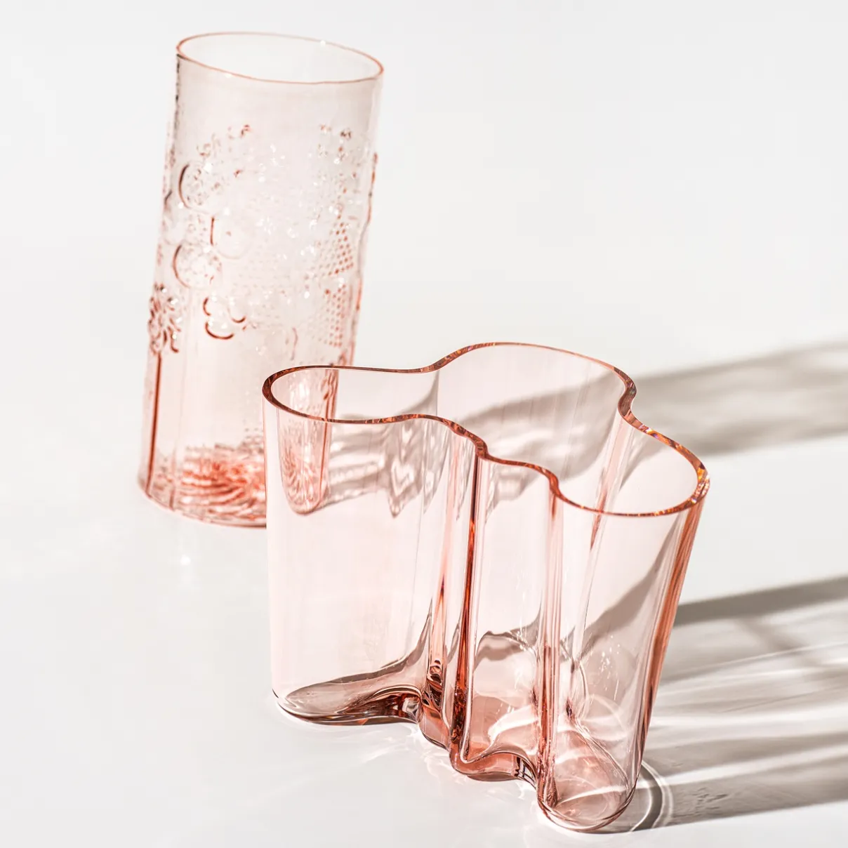IITTALA Alvar Aalto -Kokoelma|Maljakot-Maljakko 160mm Lohenpunainen