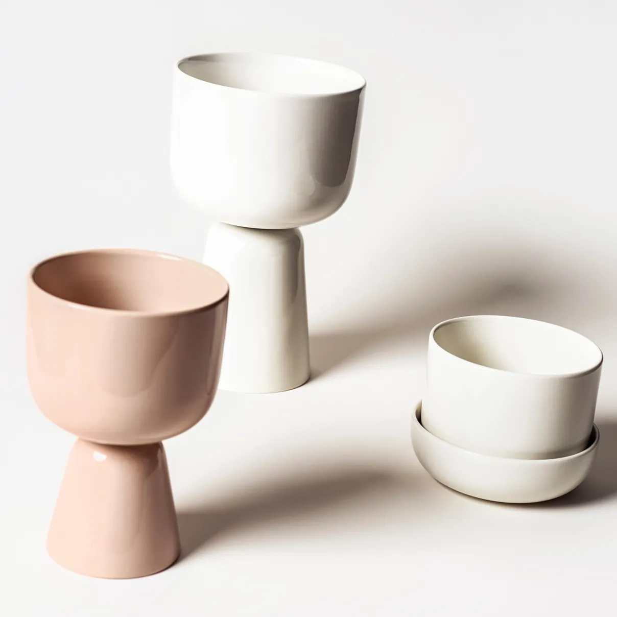 IITTALA Kukkaruukut-Ruukku jalallinen S Beige