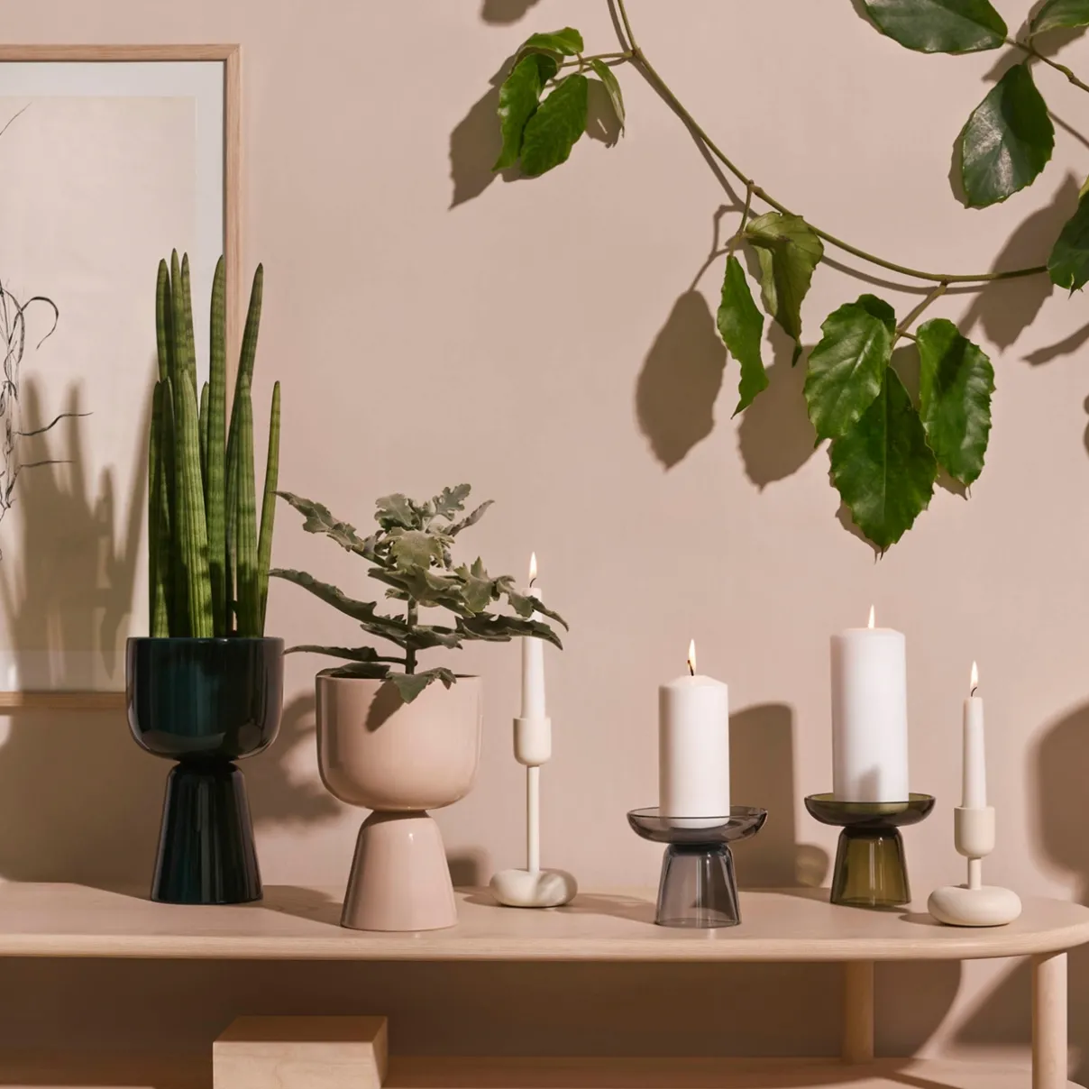 IITTALA Kukkaruukut-Ruukku jalallinen S Beige